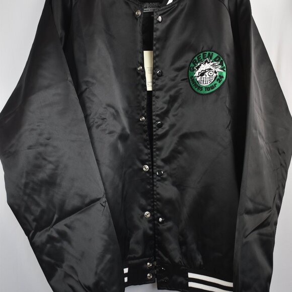 Green Day Saviors 2024 Tour Satin Bomber Jacket SZ XL Ltd Ed Concert Merch NWT - Picture 2 of 7